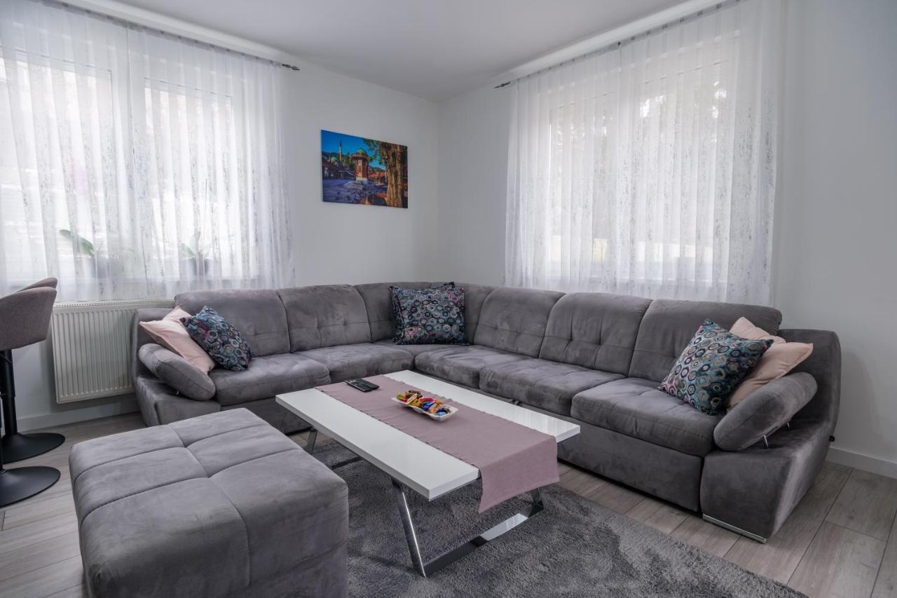 Apartment Aida Sarajevo Bagian luar foto